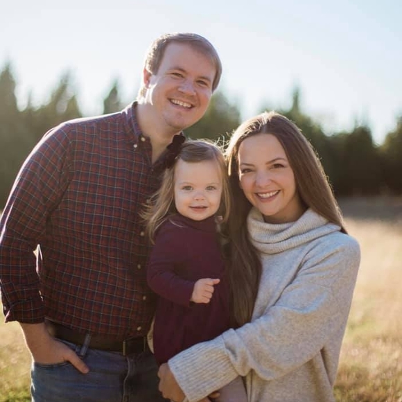 Meet your Posher, Claire - Picture 1 of 1